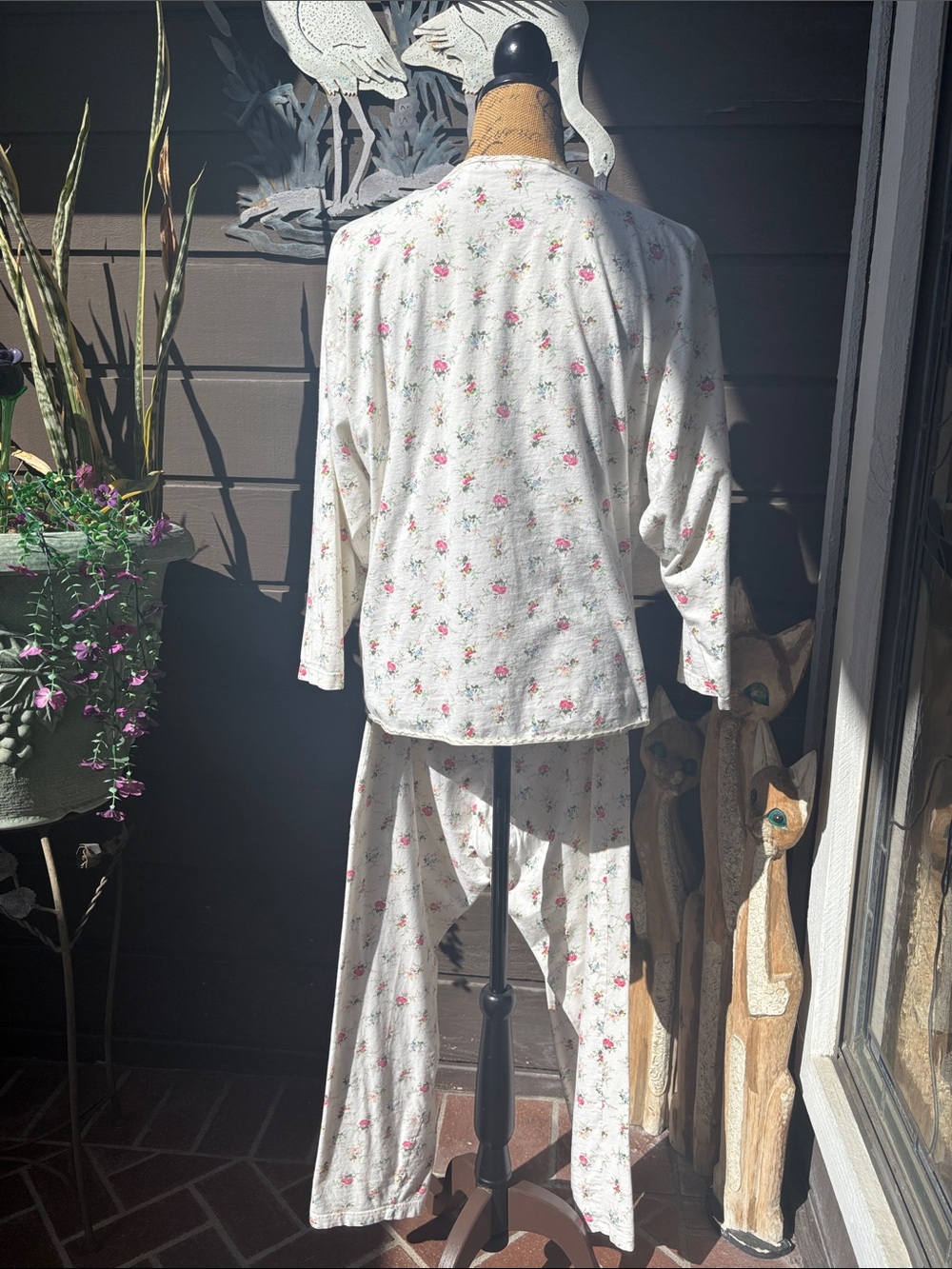 VTG Victoria’s Secret Cotton Floral White Pajama Set - Picture 4 of 6